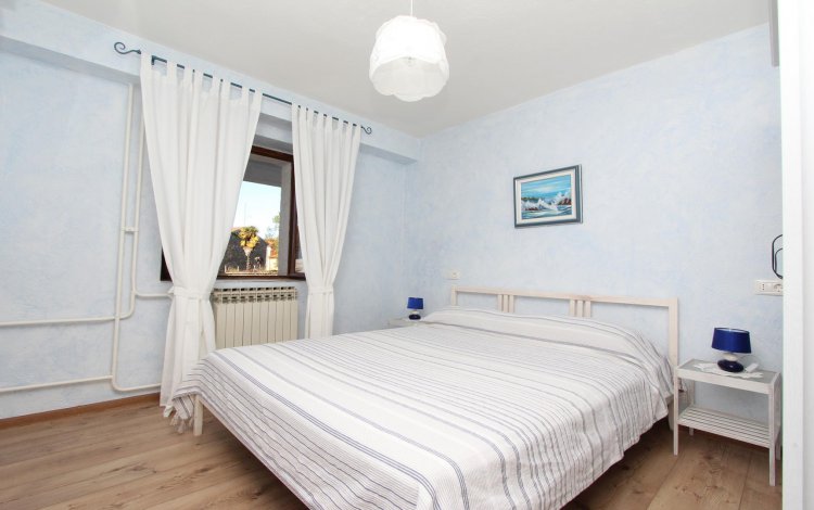 MIDEA 2 Ferienwohnung mit 1 Schlafzimmer 2